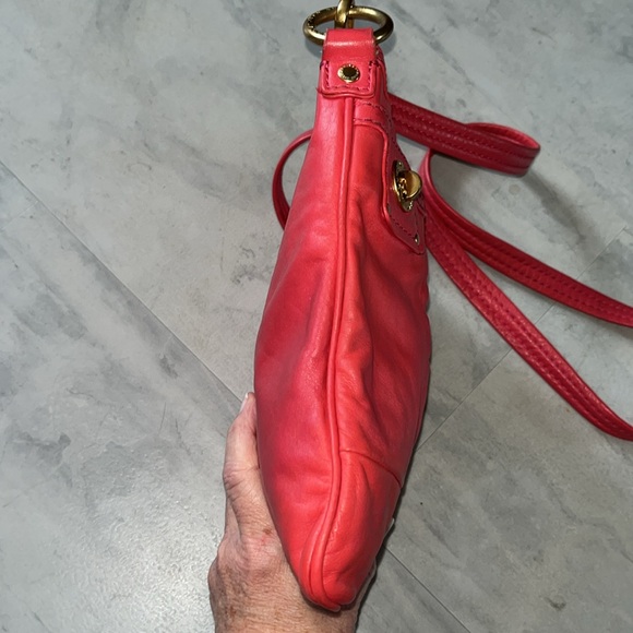 Marc by Marc Jacobs  Crossbody bag   coral red  GUC refurb. 2 Turnlock Front Poc - Picture 14 of 16